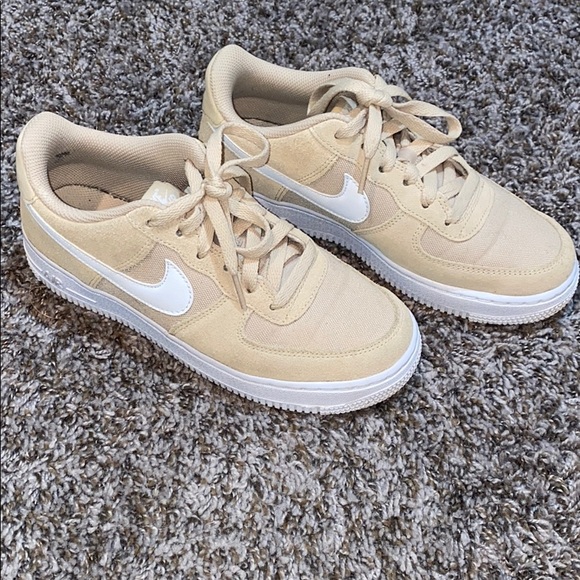 Nike Shoes - Nike Air Force 1